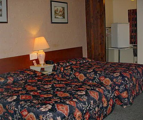 Chipican Motel Sarnia Exterior foto
